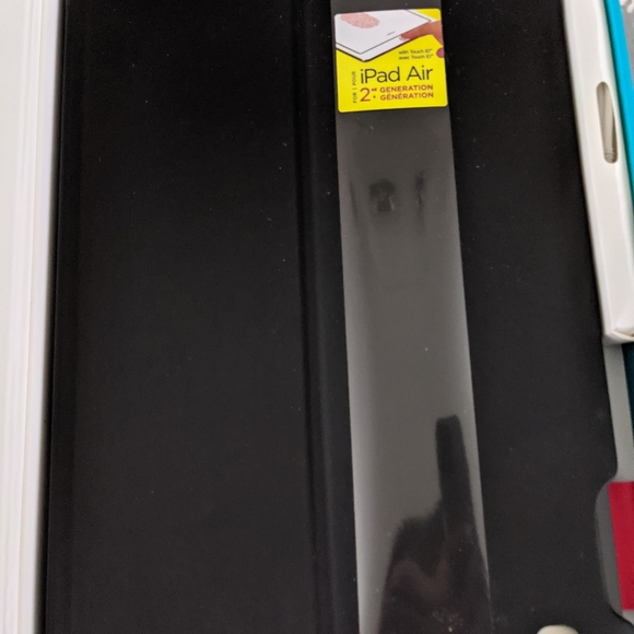 NEW Logitech TYPE+ Keyboard Case for iPad Air 2, Black (920-006912) - Picture 2 of 4